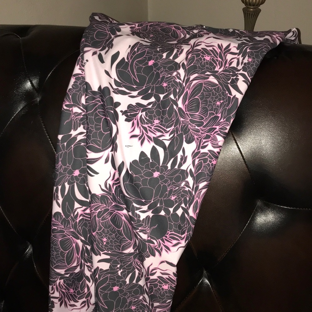 Fabletics Brand New Full length Powerhold Leggings